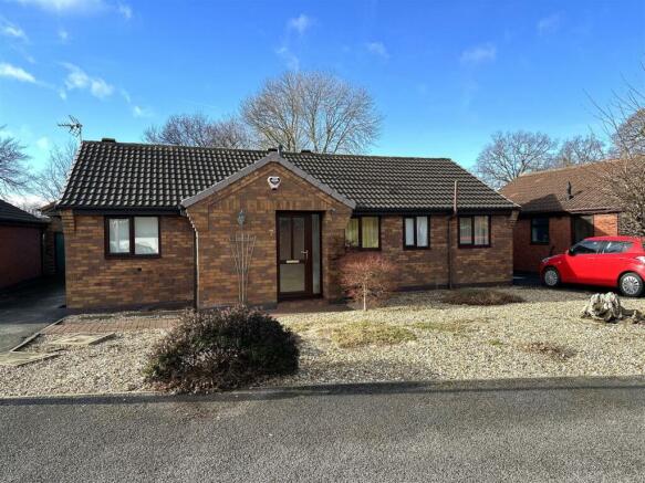 Front Elevation 840