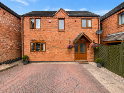 Oversetts Road, Newhall, Swadlincote