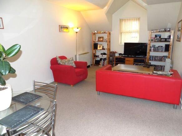 Lounge / Dining room