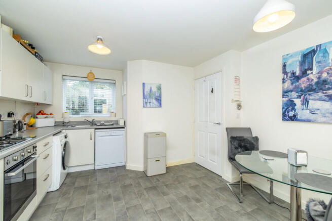 Cartmell Drive, Leeds, LS15 photo 4
