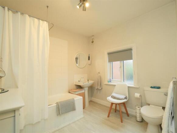 1 bed Cottage to rent Image 9