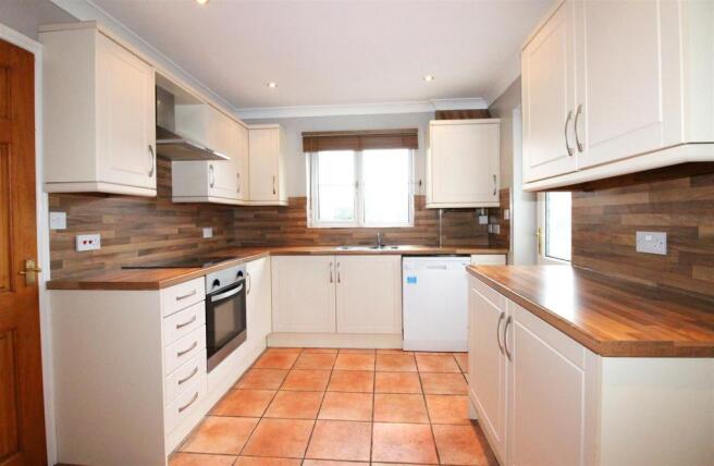 Millview Crescent_00