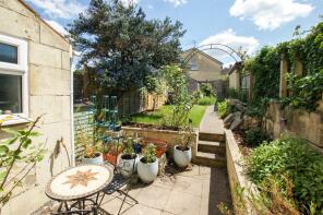 9, Argyle Terrace, Twerton, Bath BA2 3DB