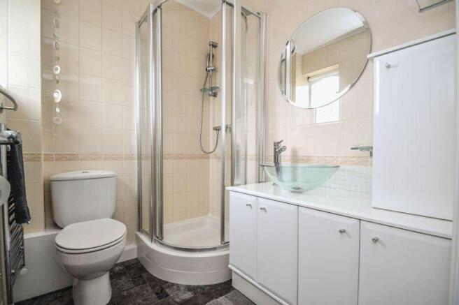 Master Ensuite