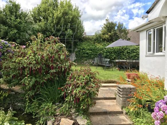 Side garden