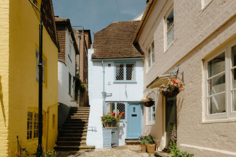 Sinnock Square, Hastings