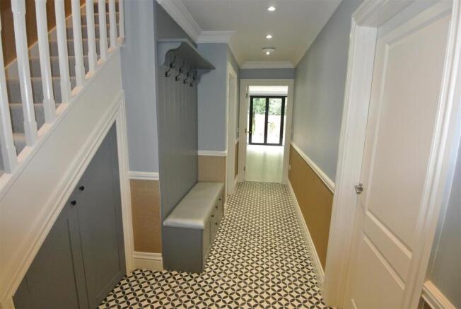 Entrance Hall 1.JPG