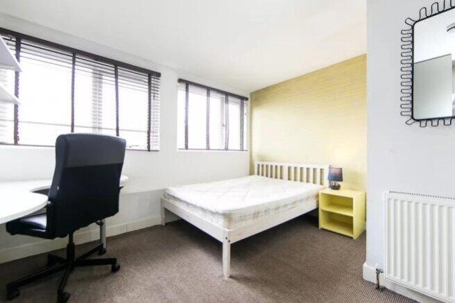 6 bed House Share to rent Image 8