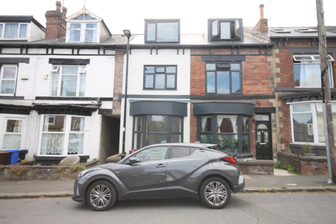 3 bed Terraced for sale Image 2
