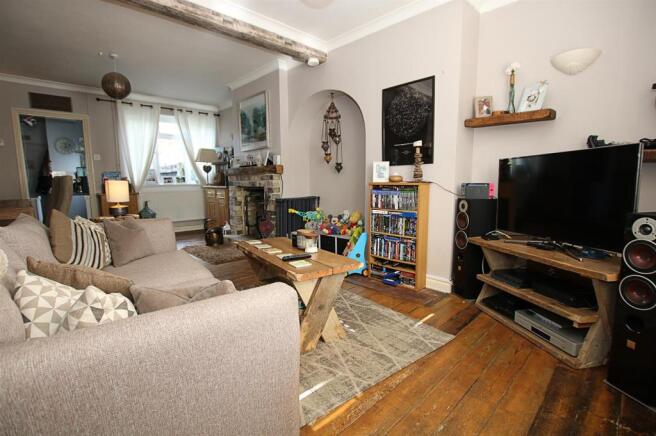 Living_Room.jpg