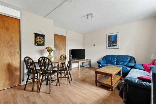 187 Maplehurst Road_006.JPG