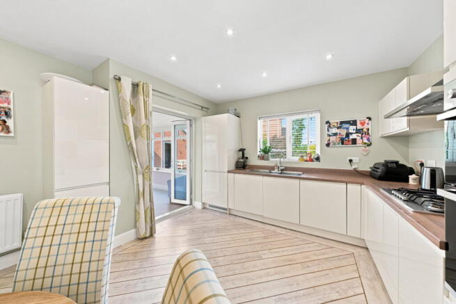 Horseshoe Crescent, Wellesbourne CV35 9SX photo 4