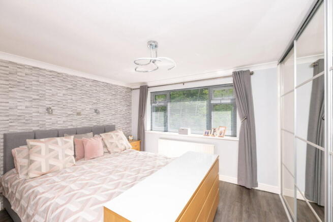 3 bed Detached for sale Image 12
