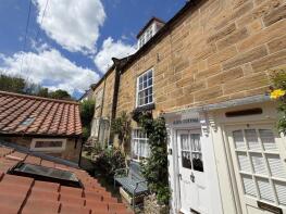 6, Sunnyside, Robin Hoods Bay, Whitby YO22 4SR