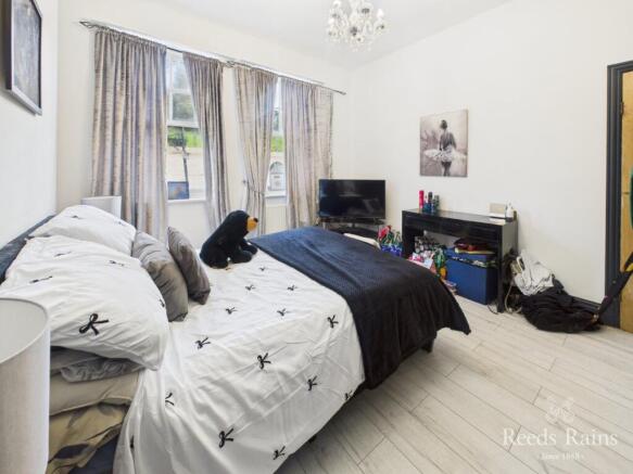 2 bed Apartment for sale Image 9