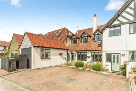 The Mews, Russley Park, Marlborough