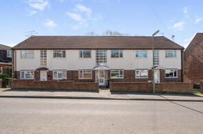 3, Farm Court, Farm Road, Frimley, Camberley GU16 8TJ