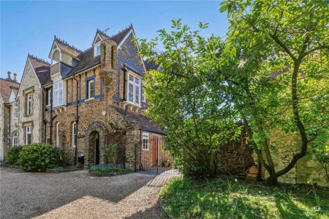 Guildford Road, Farnham, Surrey, GU10