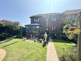 35, Berrybrook Meadow, Exeter EX6 8UB