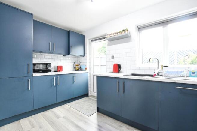2 bed Semi-Detached for sale Image 4