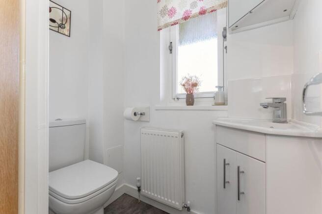23 Broomyknowe, Edinburgh, EH14 1JZ photo 4
