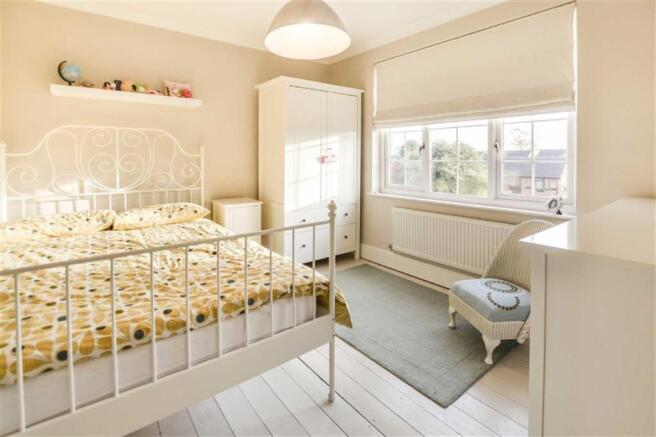 BEDROOM 2