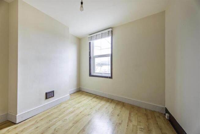 Master Bedroom 3.jpg