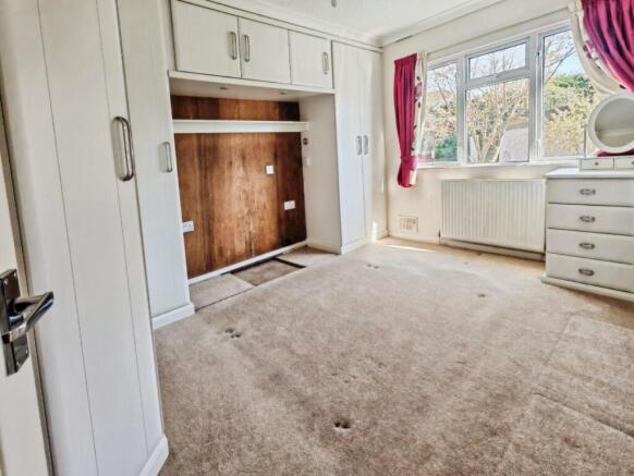 2 bed Park Home for sale Image 9