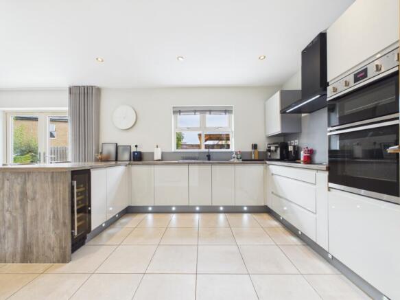 3- Rob Hammond EweMove Pontefract