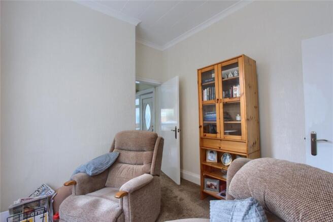 4 bed Semi-Detached for sale Image 10