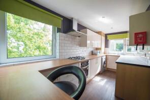 24, Frank Miles House, Somers Road, Southsea PO5 4PR