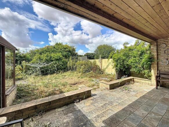 4 bed Detached for sale Image 12