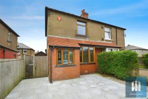 4, Royd Avenue, Ainley Top, Huddersfield HD3 3RY