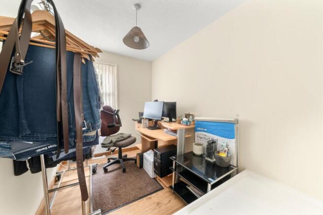 3 bed Semi-Detached for sale Image 8