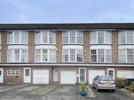 13, St James Close, New Malden KT3 6DU