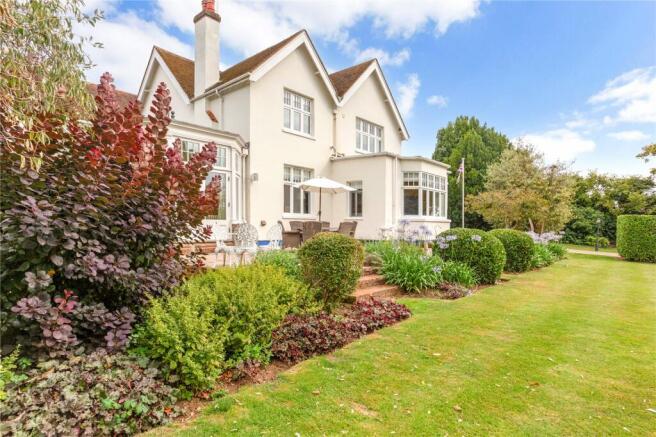 Front Gardens
