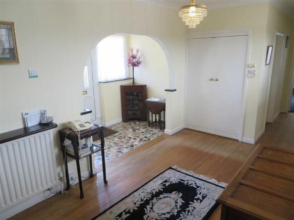 ENTRANCE HALL