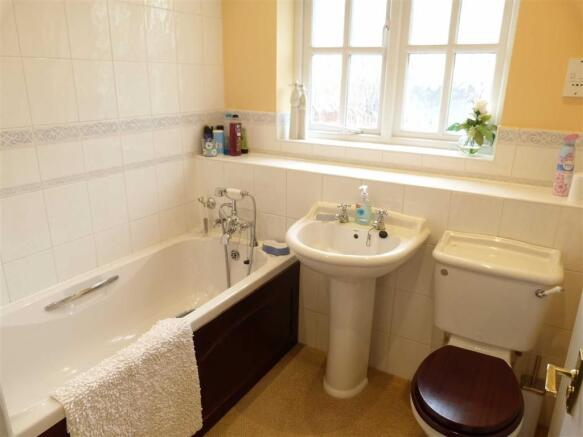 Photo 11