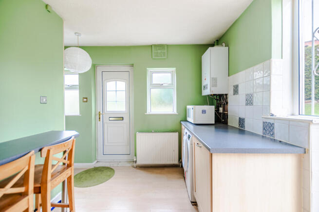 Roxholme Grove, Leeds, LS7 photo 4