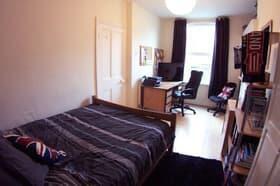 4 bed Terraced to rent Image 6