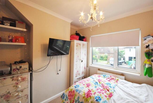 bed 2 new.jpg