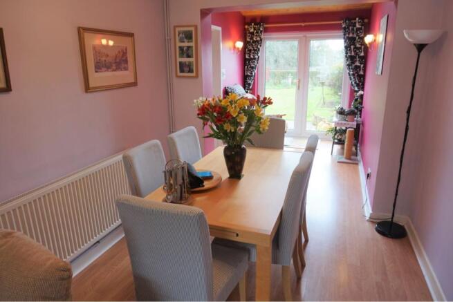 Lounge/Dining Room