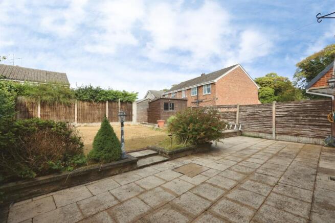 3 bed Semi-Detached for sale Image 12