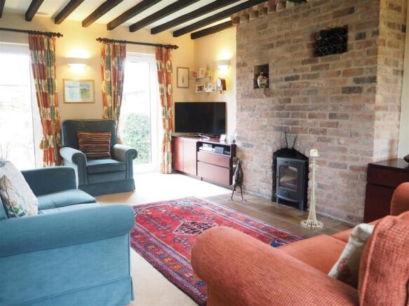 Lounge 2