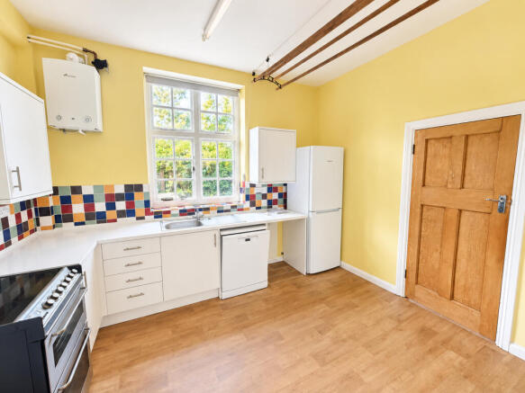 St Marys Cottage, Windmill Lane, East Grinstead, West Sussex photo 4