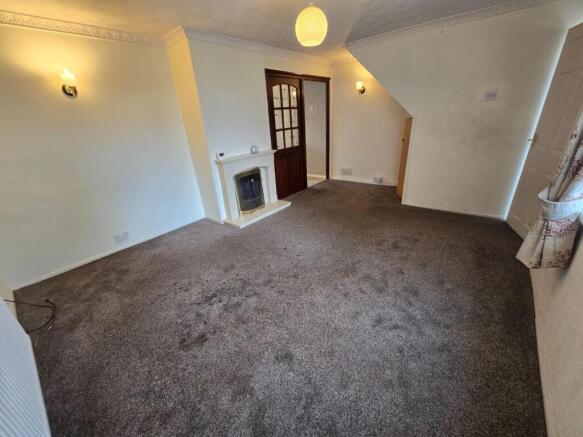 46 Croftgates Road, Middleton, M24 4PF photo 4