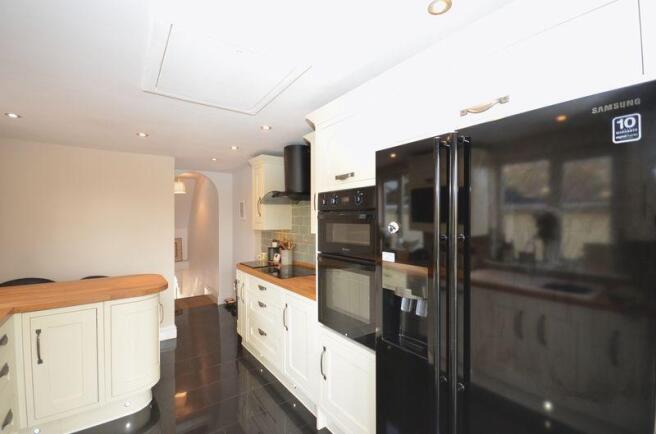 KITCHEN 2