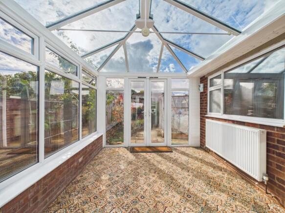 CAM02023G0-PR0177-STILL013