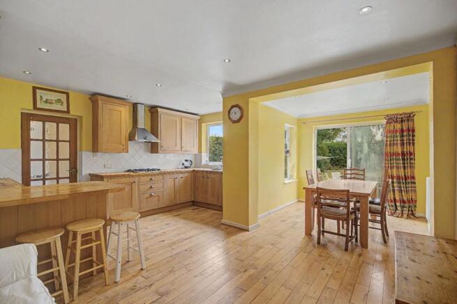 Fairway Drive, Sale photo 4