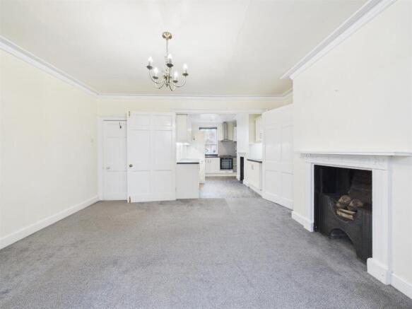 16 - Dowry Place, Hotwells.jpg